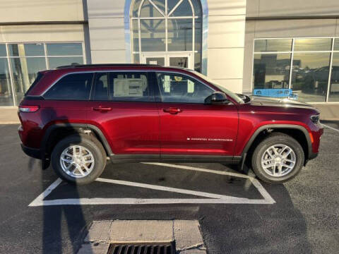 2025 Jeep Grand Cherokee Laredo X