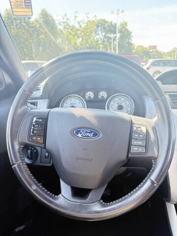 2011 Ford Focus SEL