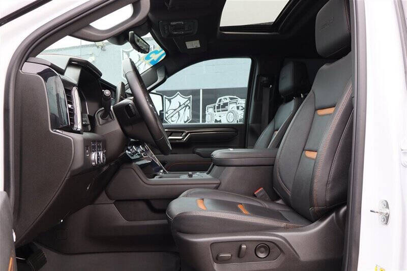 2025 GMC Sierra 3500HD