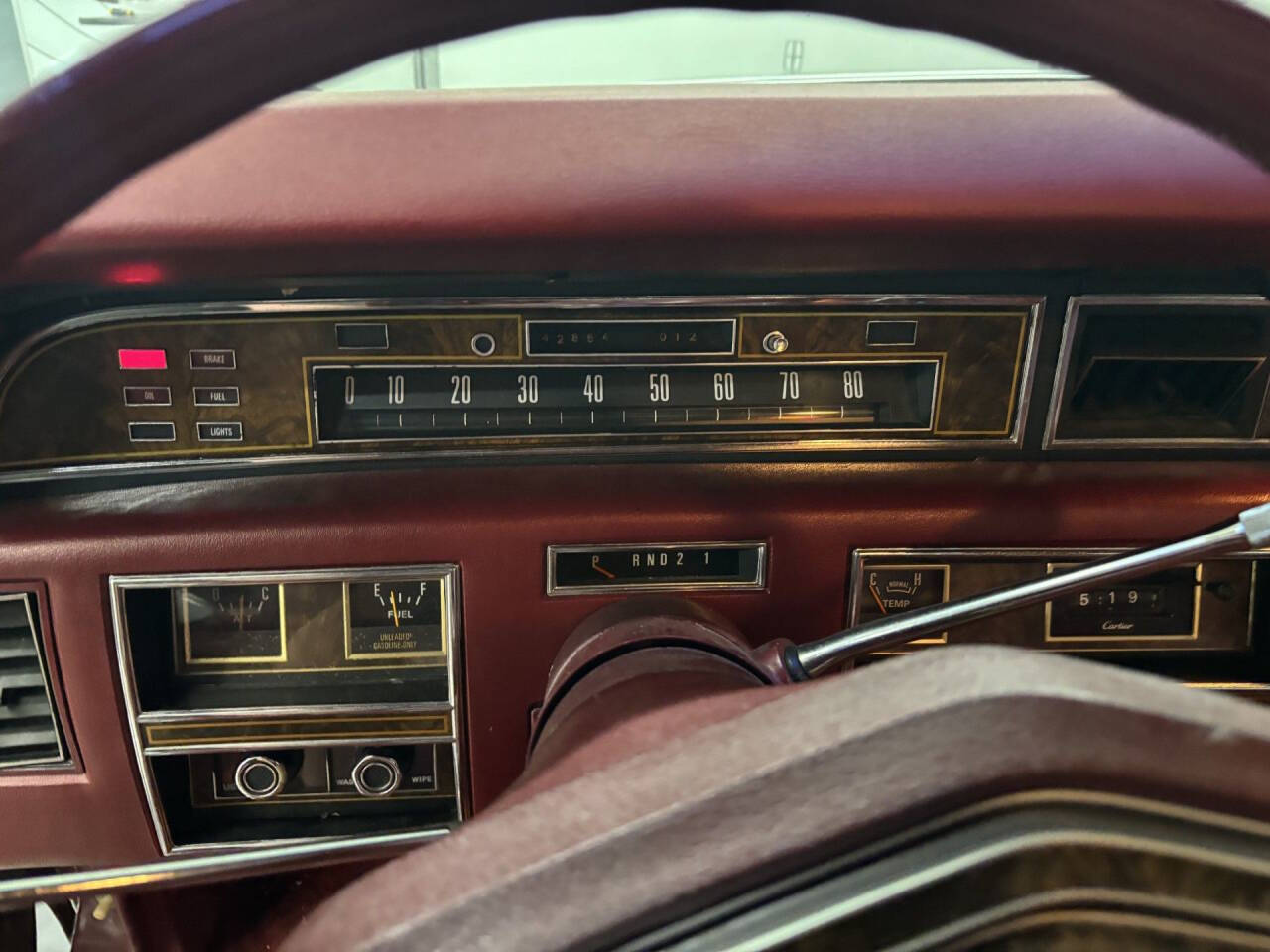 1977 Lincoln Continental 24