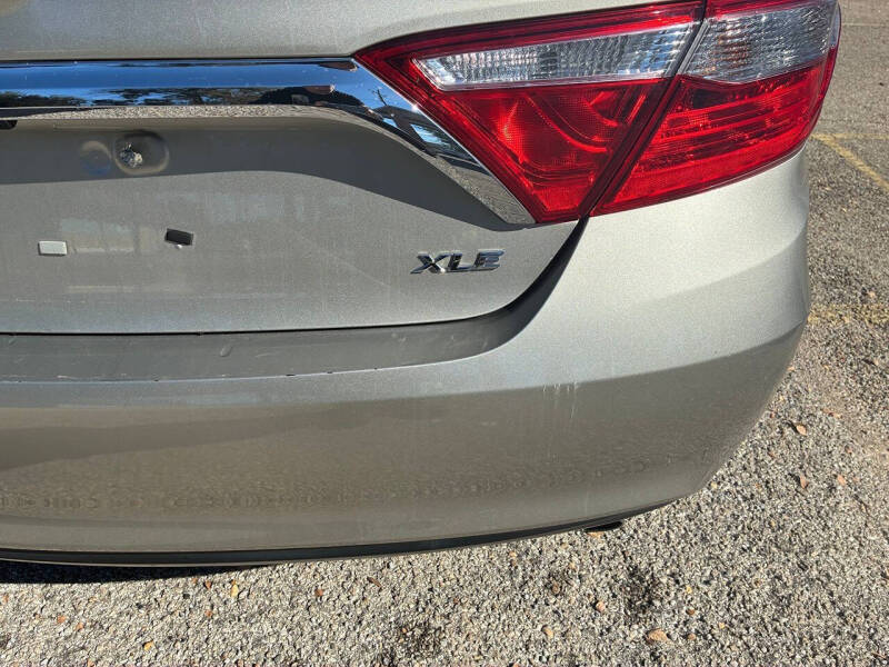 2016 Toyota Camry XLE