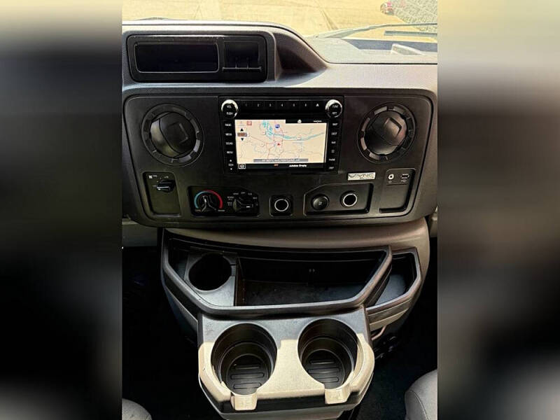 2013 Ford E-Series E-250