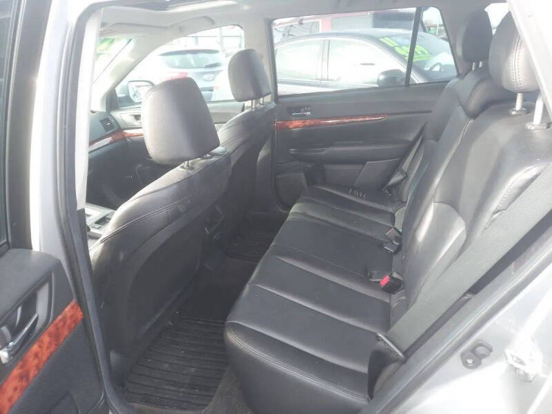 2011 Subaru Outback 3.6R Limited