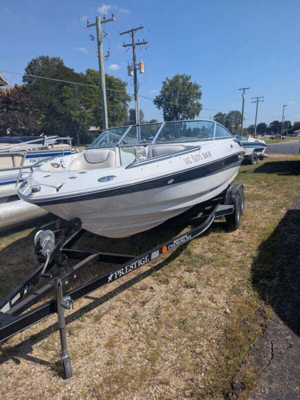 2005 Crownline 206 ls
