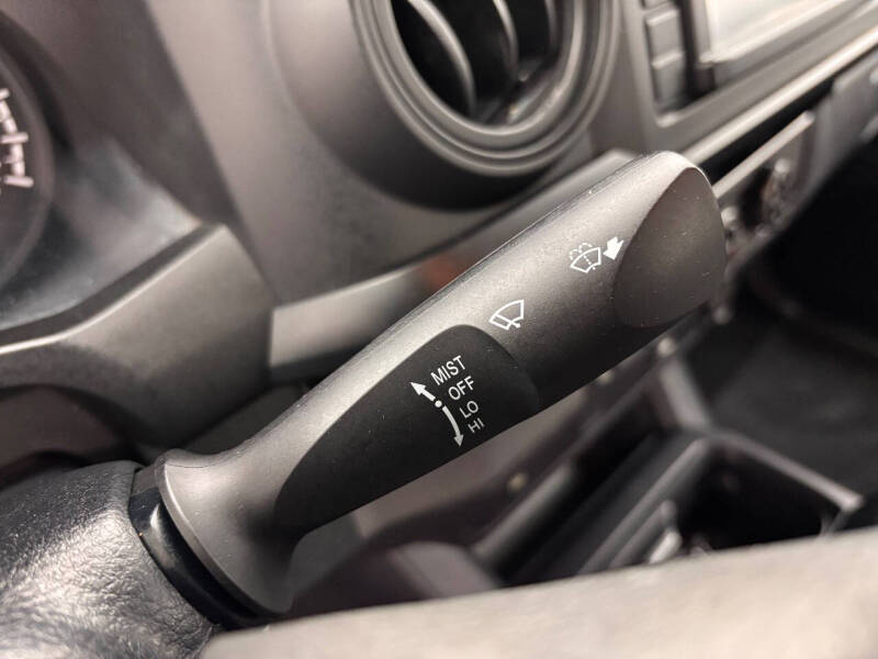 2018 Toyota Tacoma SR