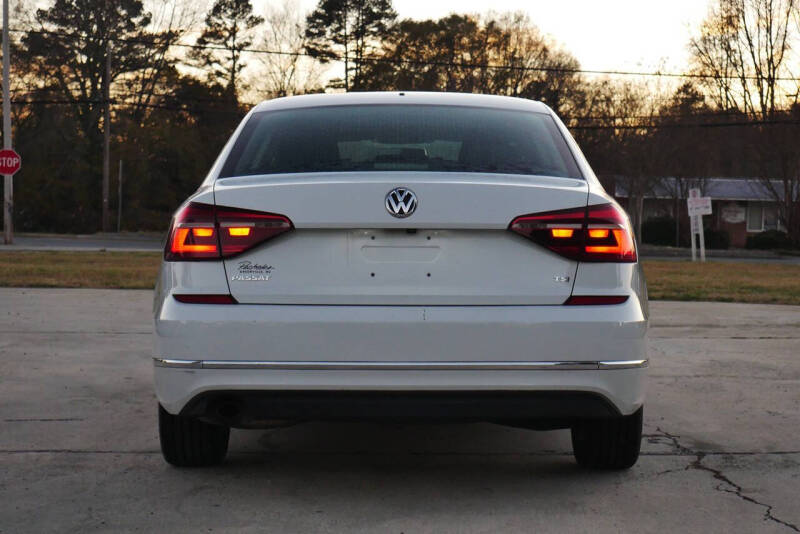 2018 Volkswagen Passat 2.0T S