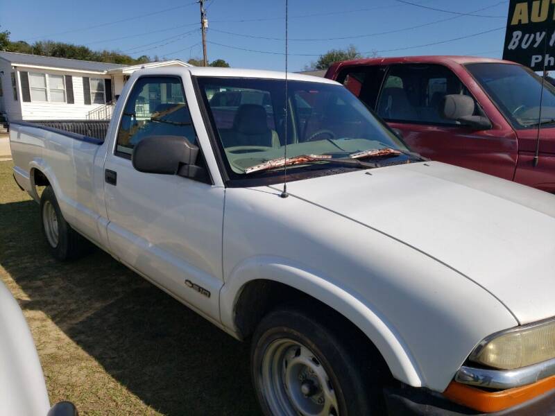 2000 Chevrolet S-10 for sale at Albany Auto Center in Albany GA
