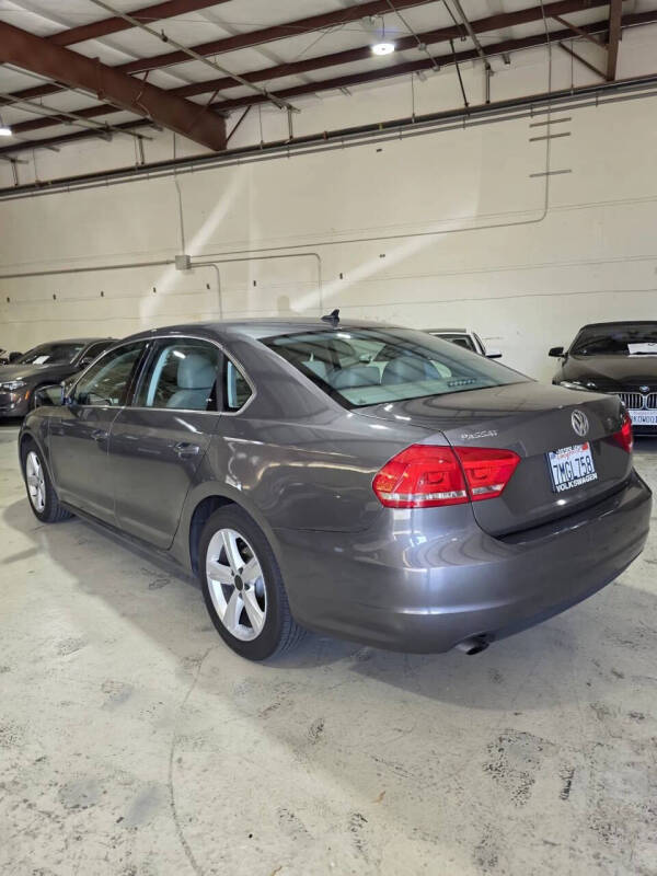 2015 Volkswagen Passat 1.8T Limited Edition