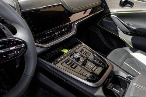 2026 Aston Martin DBX S