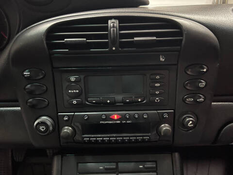 2002 Porsche 911 Carrera 4