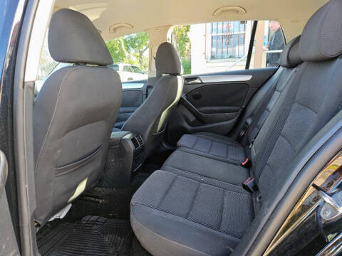 2013 Volkswagen Golf 2.5L PZEV