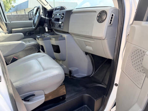 2022 Ford E-Series E-350 SD