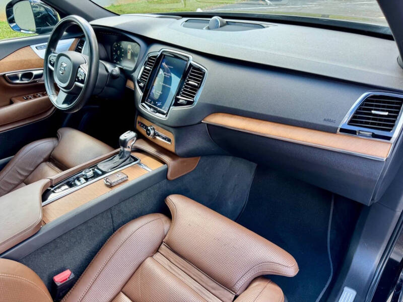 2018 Volvo XC90 T6 Inscription