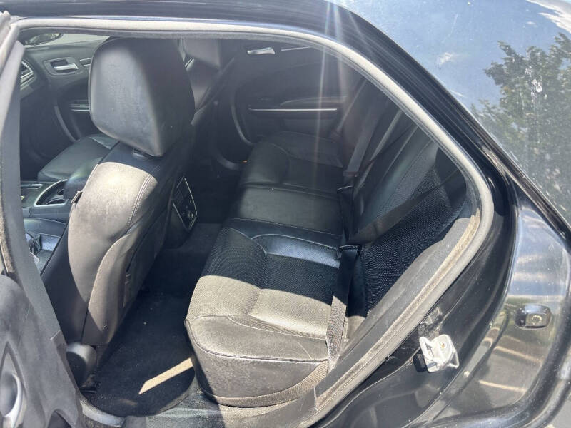 2013 Chrysler 300 C