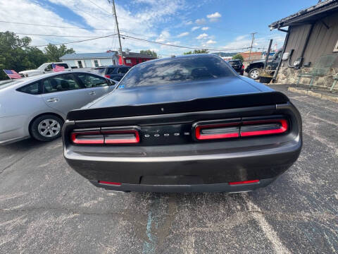 2019 Dodge Challenger SXT