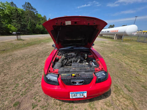 2004 Ford Mustang GT Deluxe