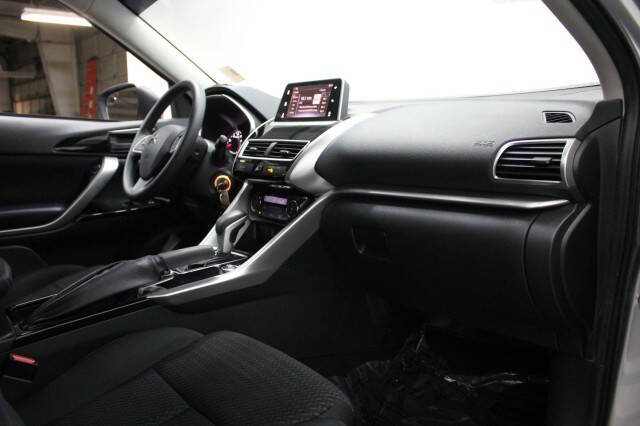 2019 Mitsubishi Eclipse Cross LE