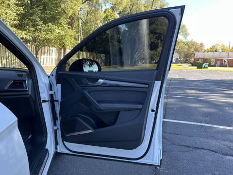 2023 Audi SQ5 3.0T quattro Prestige