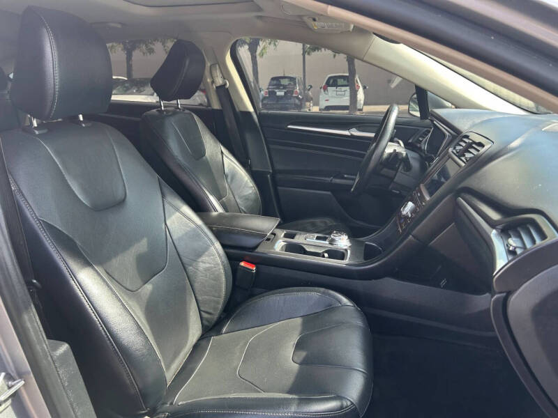 2020 Ford Fusion Titanium