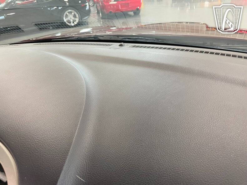 2004 Ford Thunderbird Deluxe