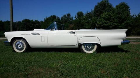 1957 Ford Thunderbird