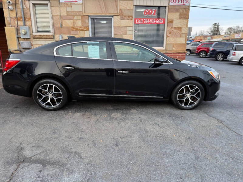 2016 Buick LaCrosse Sport Touring's photo