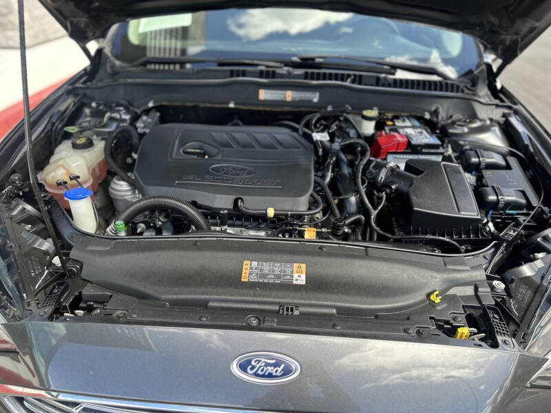 2018 Ford Fusion SE