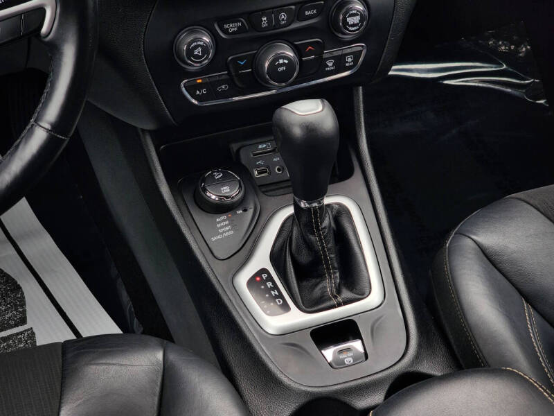 2018 Jeep Cherokee Latitude Plus
