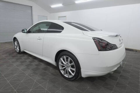 2011 Infiniti G37 Coupe x