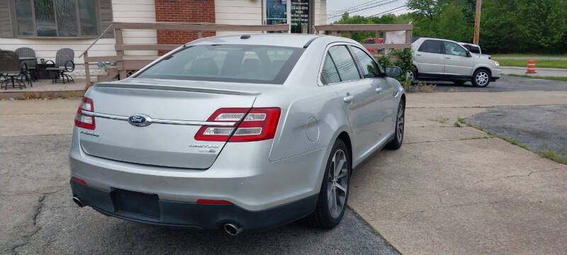 2016 Ford Taurus Limited