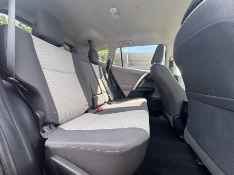 2013 Toyota RAV4 LE