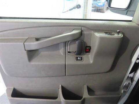 2024 GMC Savana 2500