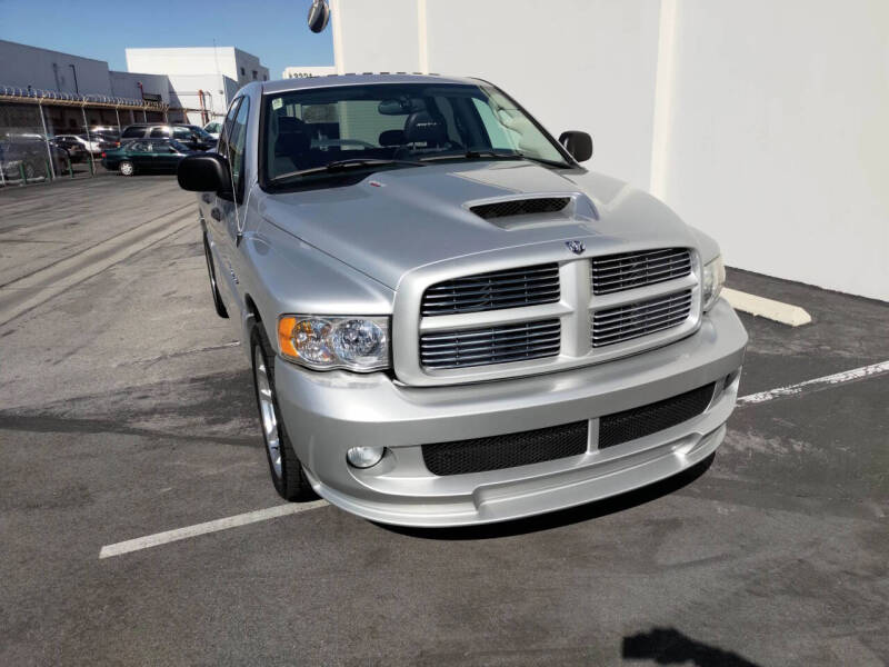 2005 Dodge Ram 1500 SRT-10