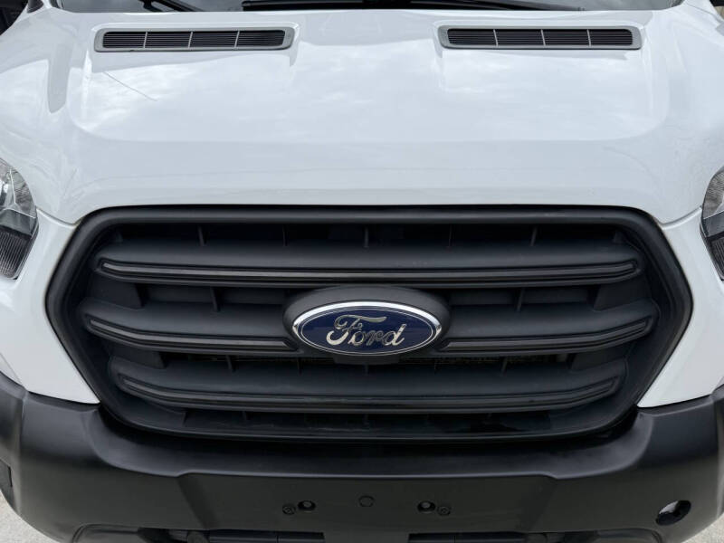 2022 Ford Transit 250