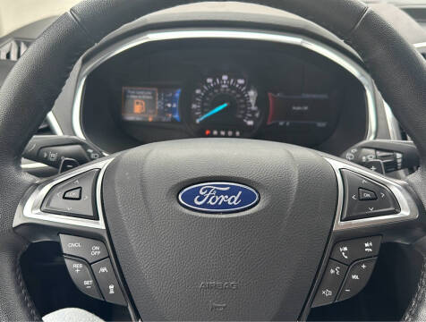 2020 Ford Edge Titanium