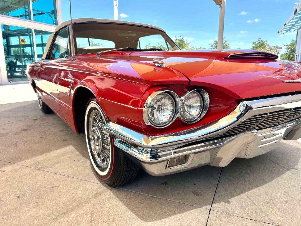 1965 Ford Thunderbird 17