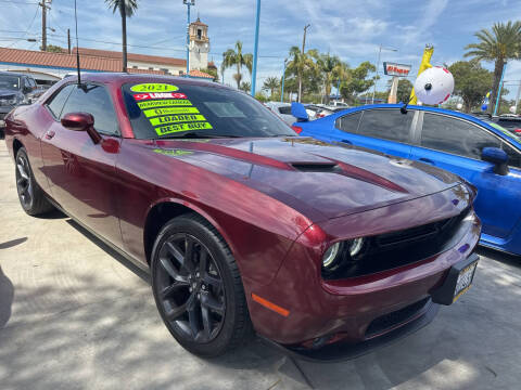 2021 Dodge Challenger SXT