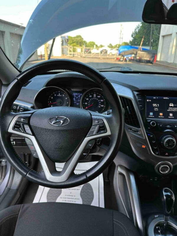 2017 Hyundai Veloster