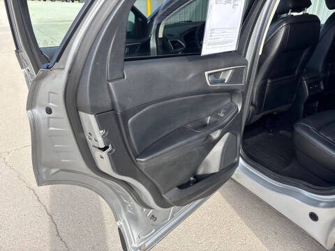 2022 Ford Edge SEL