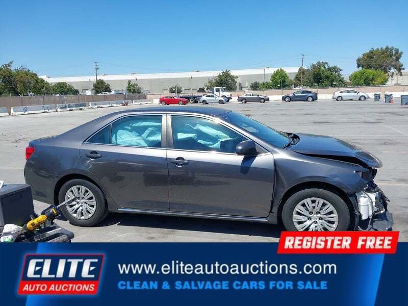 2014 Toyota Camry LE