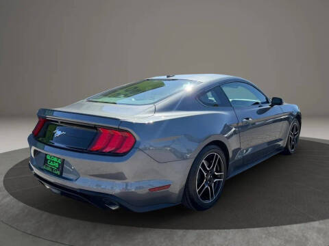 2022 Ford Mustang