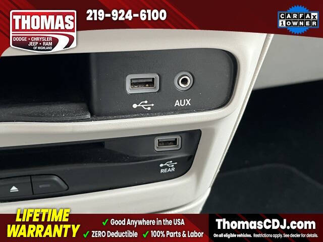 2017 Chrysler Pacifica Touring-L Plus