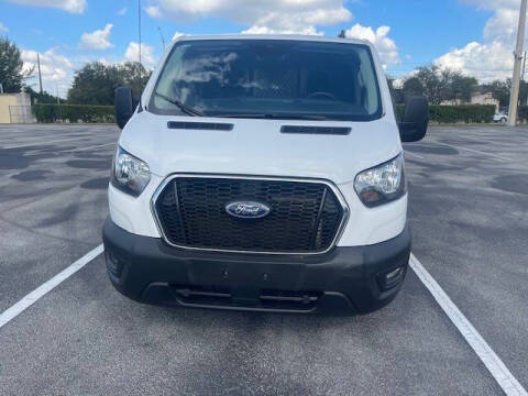 2023 Ford Transit 250