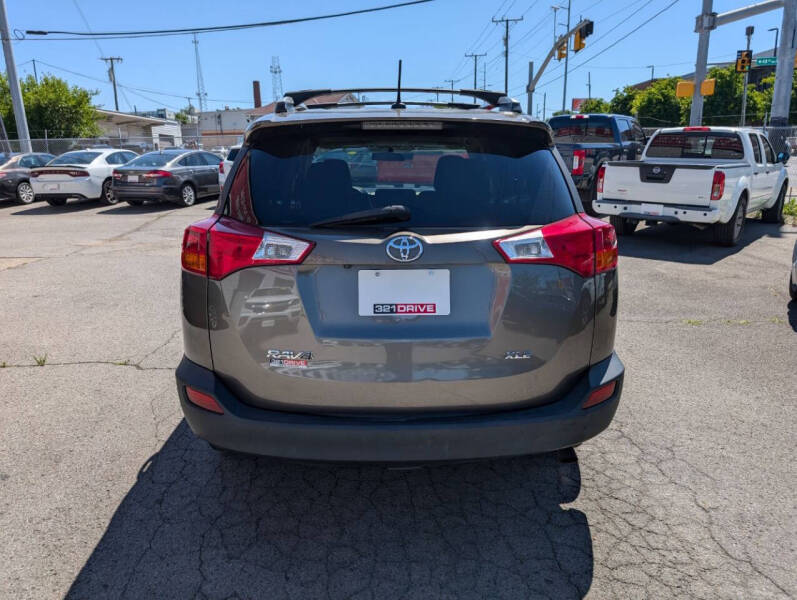 2015 Toyota RAV4 XLE