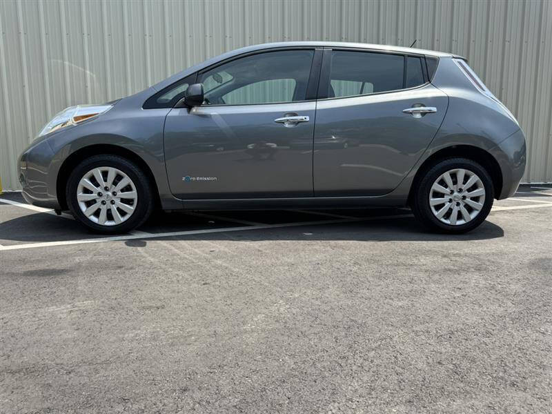 2015 Nissan LEAF S
