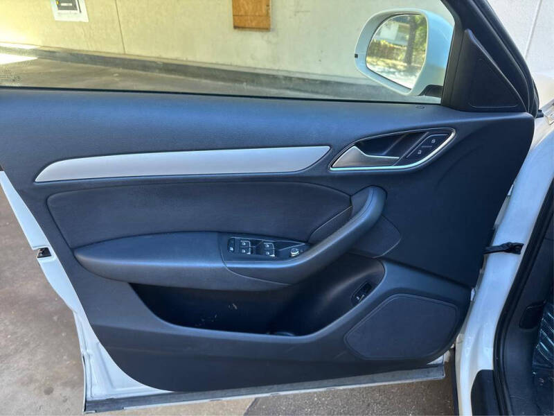 2017 Audi Q3 2.0T Premium