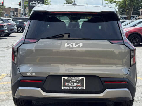 2024 Kia EV9 Wind