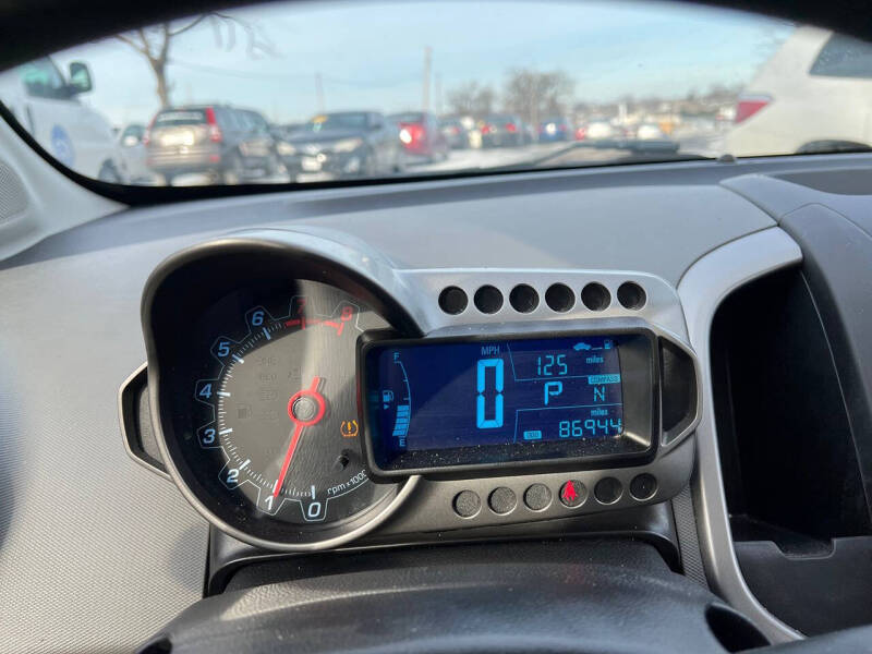 2016 Chevrolet Sonic LS Auto