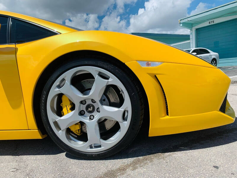 2004 Lamborghini Gallardo