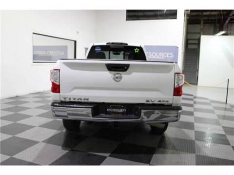 2019 Nissan Titan SV